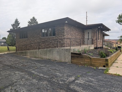 High-Visibility Office Building with Disability Access, Ample