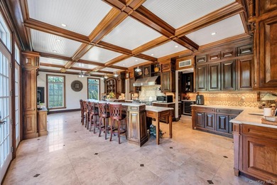 Exceptional brick estate offering 9,023 sq ft of refined living - photo 12