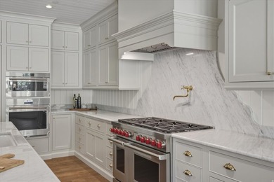 Introducing a classically designed Colonial Revival from the - photo 15