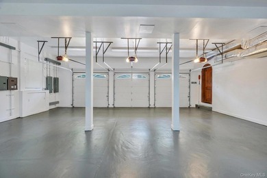 Exceptional brick estate offering 9,023 sq ft of refined living - photo 27