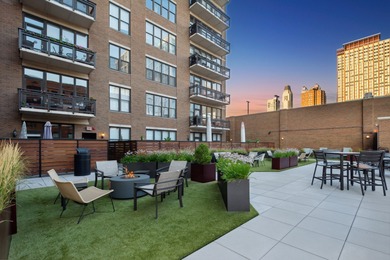 Welcome to this terrific west-facing 2 bed/2 bath condo in the