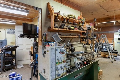 Main Street Machine Building is for Sale. Owner is selling - photo 10