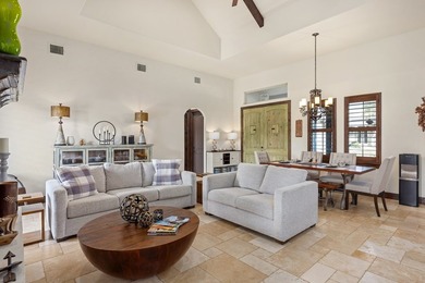 Lovely stand alone German Cottage in Comanche Trace with no - photo 5