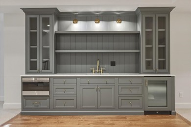 Introducing a classically designed Colonial Revival from the - photo 50