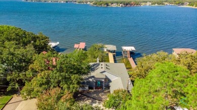 Open Waterfront Home, Breathtaking Views, Cedar Creek Lake - Lake Home For Sale in Malakoff, Texas
