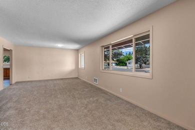 3 bedroom, 2 bath home offers plenty of space to relax with a - photo 8