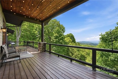 Welcome to Cardinal Perch. This stunning property offers eight - photo 12