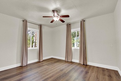 Get ready to move into your beautifully renovated 3 Bedroom home - photo 16