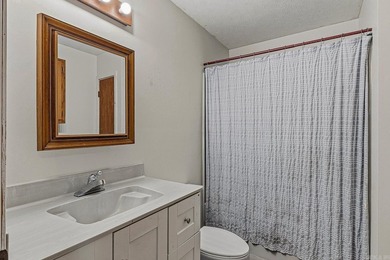 Conveniently located in central Paragould, 3-bedroom, 2-bathroom - photo 17