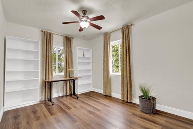 Get ready to move into your beautifully renovated 3 Bedroom home - photo 18