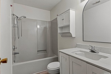 Conveniently located in central Paragould, 3-bedroom, 2-bathroom - photo 20