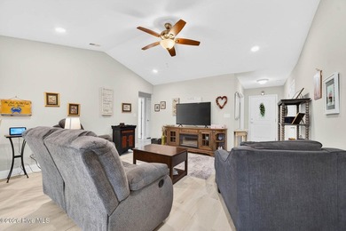 Take a look at this sharp, Green Bay Village home loaded with - photo 22