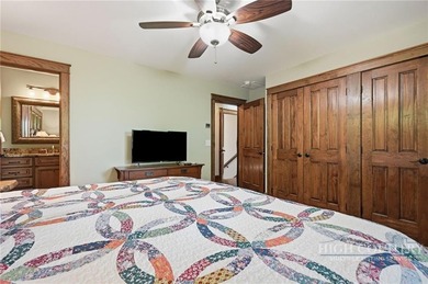 Welcome to Cardinal Perch. This stunning property offers eight - photo 23