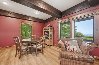 Welcome to Cardinal Perch. This stunning property offers eight - photo 33