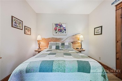 Welcome to Cardinal Perch. This stunning property offers eight - photo 39