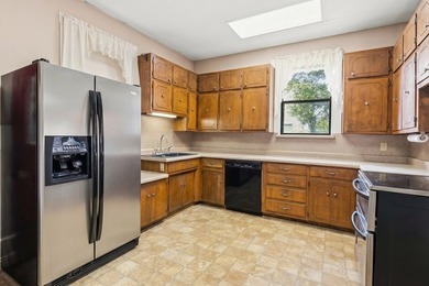 Classic 1935 Kerrville property full of character, flexibility - photo 9