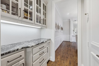 Designed for both daily living and effortless entertaining, the - photo 7