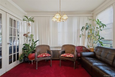 Discover the potential of this fully attached brick/frame home - photo 2