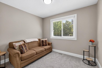 Welcome to this beautifully renovated 4-bedroom home, perfectly - photo 18