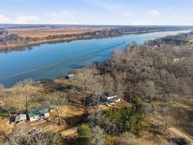 Located on the banks of the Arkansas River in Houston, Arkansas - photo 24
