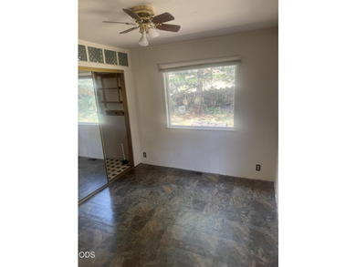 Here is a super cute two bedroom one bath home close to OIT and - photo 5