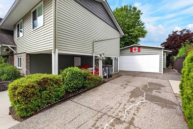 Welcome to this beautifully renovated 4-bedroom home, perfectly - photo 29