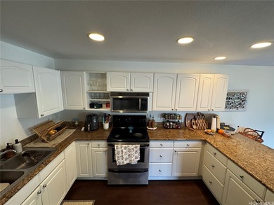This 4 bedroom exudes the peaceful and serene energy of the - photo 4