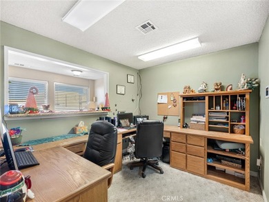 PRIME 3,200 sq ft commercial property on a full acre, offering - photo 5