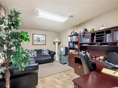PRIME 3,200 sq ft commercial property on a full acre, offering - photo 7