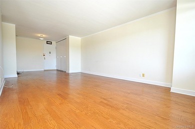 Welcome to Westchester Tower, a sought-after full-service - photo 8