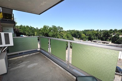 Welcome to Westchester Tower, a sought-after full-service - photo 9