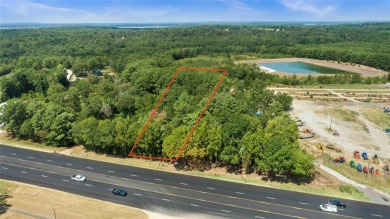 Great visibility with 255 '+OR- frontage, located next to the - Lake Commercial For Sale in Flint, Texas