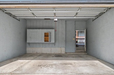 Don't miss out on this beautiful condo with a 2 car garage and a - photo 4