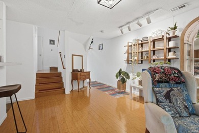 Beautiful condo at Eagle Pointe Resort on Lake Monroe - photo 6