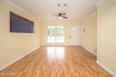 APPROVED SHORT SALE! 3 Bedrooms | 2 Bathrooms, Large bonus room - photo 7