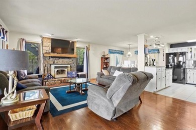 Enjoy breathtaking views of Keystone Lake from all three levels - photo 9