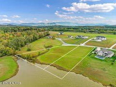 Douglas Lake Acreage For Sale in Dandridge Tennessee