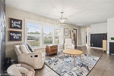 Fantastic totally renovated 2 bedroom 2 bath 1 car garage - photo 8