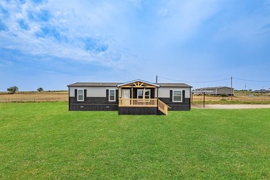 (private lake, pond, creek) Home For Sale in Decatur Texas