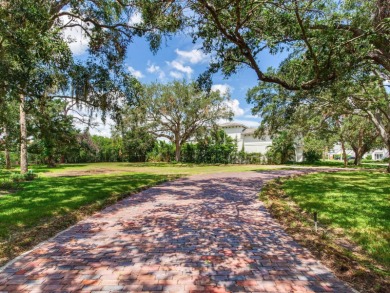 Prime Waterfront Lot for Sale at 5001 S Shore Circle, Tampa, FL - photo 6
