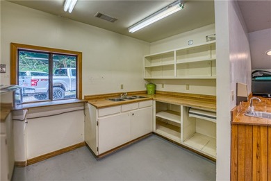 Incredible investment opportunity on 4.69 acres bordering the - photo 13