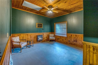Incredible investment opportunity on 4.69 acres bordering the - photo 14