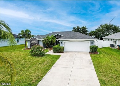Welcome to this beautifully maintained Florida home located in - photo 2