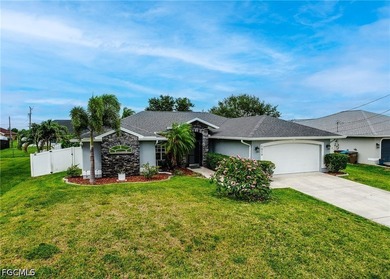 Welcome to this beautifully maintained Florida home located in - photo 3