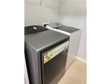 LOCATION!! Beautiful 2 Bedroom, 2 Bath Walk-In Condo - Move-In