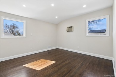 Beautifully remodeled Hi-Ranch offering a functional and - photo 15