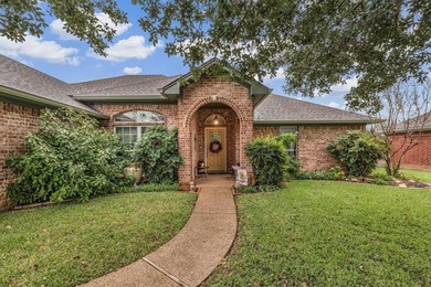 Lake Waco Home For Sale in Waco Texas