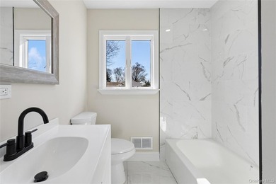 Beautifully remodeled Hi-Ranch offering a functional and - photo 25