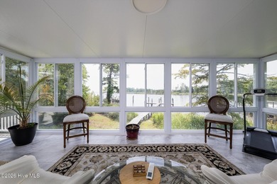 Set along the tranquil waters of Northwest Creek with sailboat - photo 26