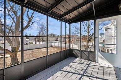 Beautifully remodeled Hi-Ranch offering a functional and - photo 27